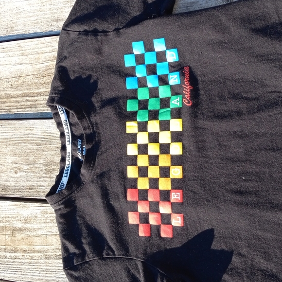 NWOT LEGOLAND GRAPHIC TEE - Picture 1 of 5
